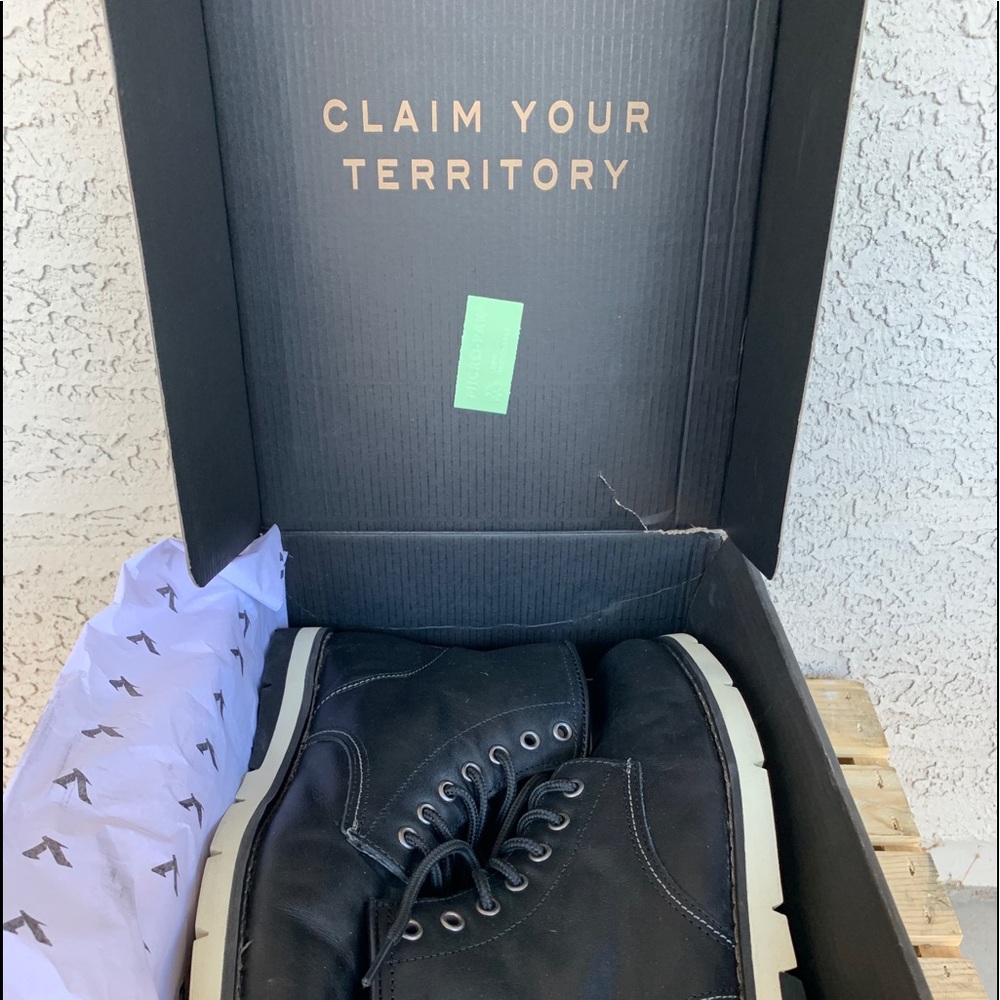 Axel Territory black boots SZ 11 men